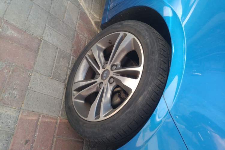 Used Geely Auto Binray 2020 1.4T CVT Asian Games Edition Right Front Wheel Hub