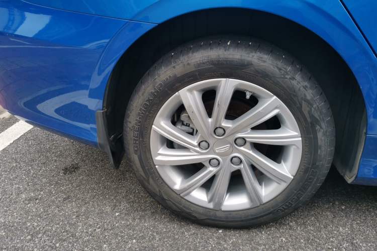 Used Geely Auto Binray 2020 1.4T CVT Luxury Model Right Rear Wheel Hub