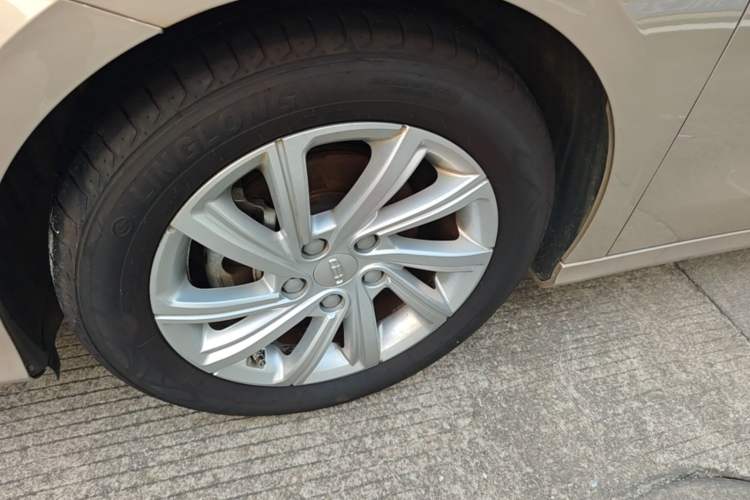 Used Geely Auto Binray 2020 1.4T CVT Luxury Model Left Front Wheel Hub
