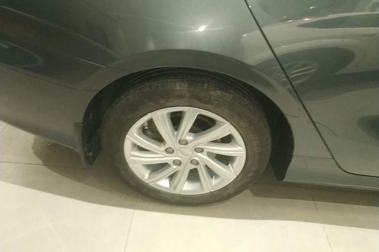 Used Geely Auto Binray 2020 1.4T CVT Luxury Model Right Rear Wheel Hub
