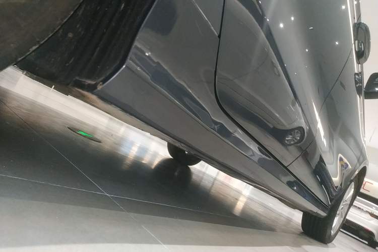 Used Geely Auto Binray 2020 1.4T CVT Luxury Model Right Side Sill