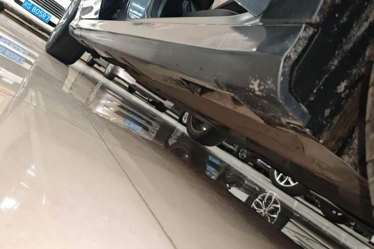 Used Geely Auto Binray 2020 Revised 1.4T CVT Asian Games Edition Right Side Sill