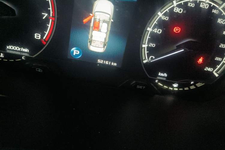 Used Geely Auto Binray 2020 1.4T CVT Asian Games Edition Odometer Close Up