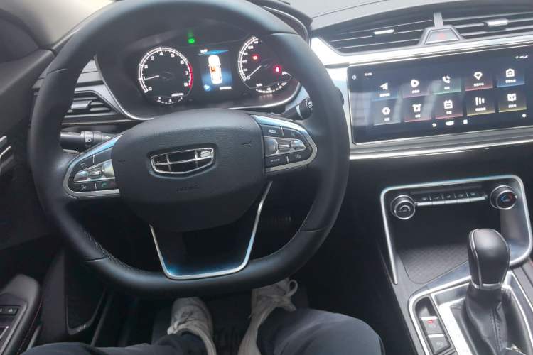 Used Geely Auto Binray 2020 Revised 1.4T CVT Asian Games Edition Center Console