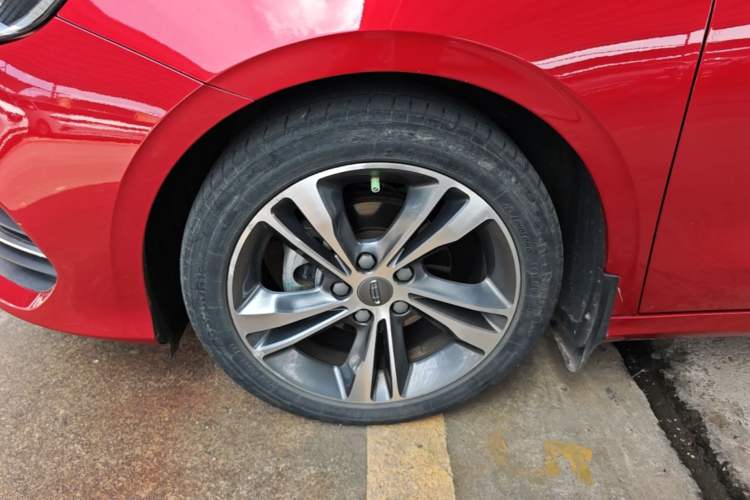 Used Geely Auto Binray 2020 1.4T CVT Asian Games Edition Left Front Wheel Hub