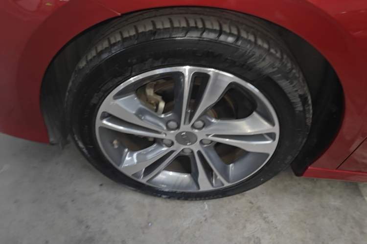 Used Geely Auto Binray 2020 1.4T CVT Asian Games Edition Left Front Wheel Hub