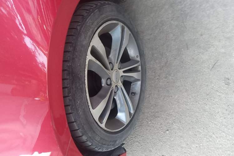 Used Geely Auto Binray 2020 1.4T CVT Asian Games Edition Left Front Wheel Hub