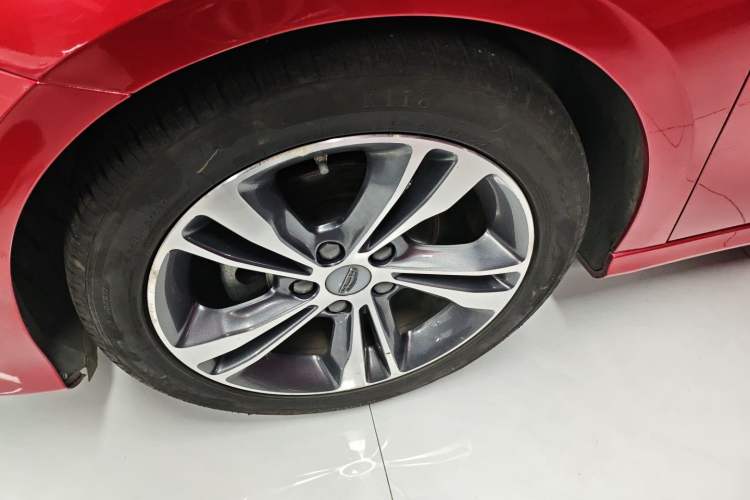 Used Geely Auto Binray 2020 1.4T CVT Asian Games Edition Left Front Wheel Hub