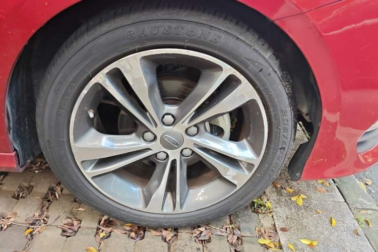 Used Geely Auto Binray 2020 1.4T CVT Asian Games Edition Right Front Wheel Hub
