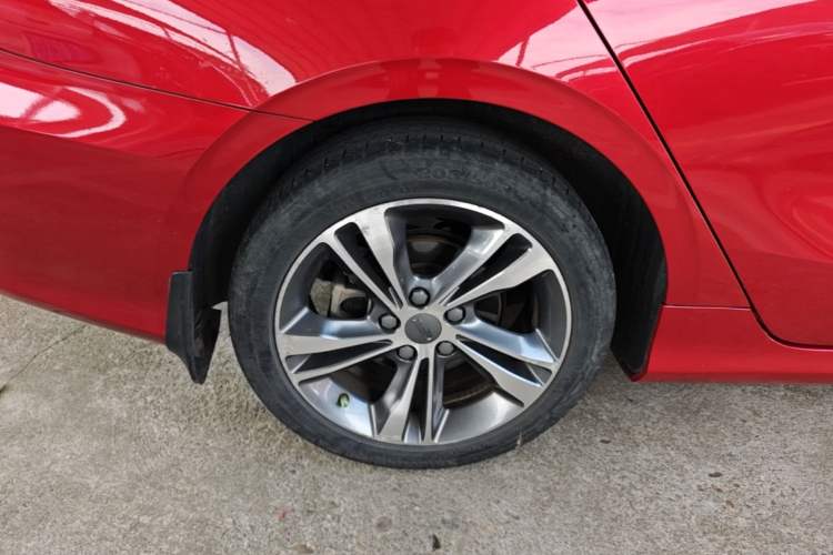 Used Geely Auto Binray 2020 1.4T CVT Asian Games Edition Right Rear Wheel Hub