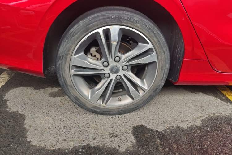 Used Geely Auto Binray 2020 1.4T CVT Asian Games Edition Right Rear Wheel Hub