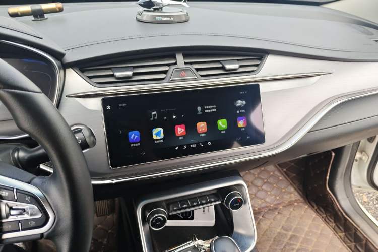 Used Geely Auto Binray 2020 200T DCT Luxury Version Audio And AC Panel