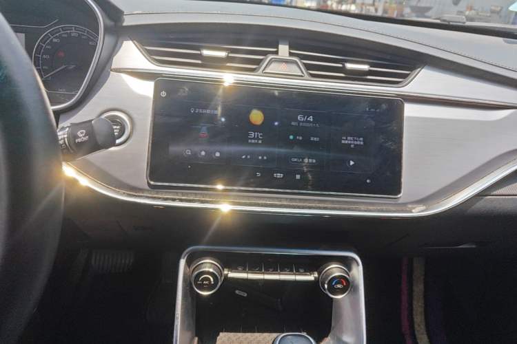 Used Geely Auto Binray 2020 1.4T CVT Asian Games Edition Audio And AC Panel