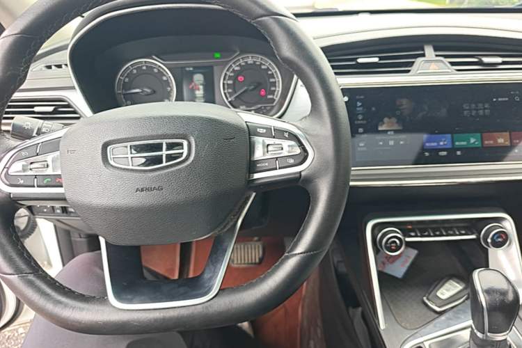 Used Geely Auto Binray 2020 Revised 1.4T CVT Asian Games Edition Center Console