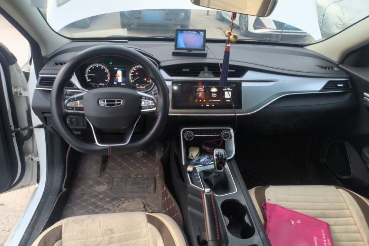 Used Geely Auto Binray 2020 200T Manual Comfort Version Center Console