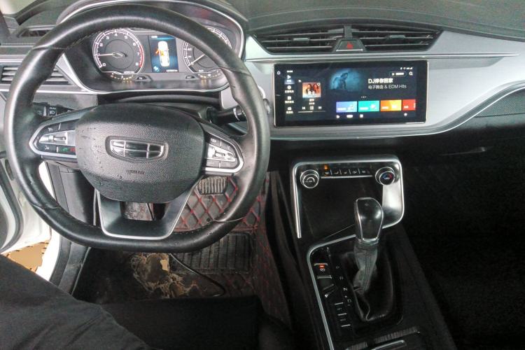 Used Geely Auto Binray 2020 200T DCT Comfort Version Center Console