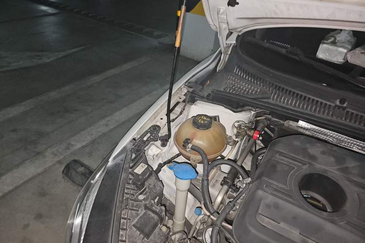Used Geely Auto Binray 2020 1.4T CVT Luxury Model Engine Bay Right