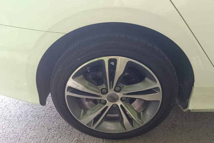 Used Geely Auto Binray 2020 1.4T CVT Asian Games Edition Exterior 5