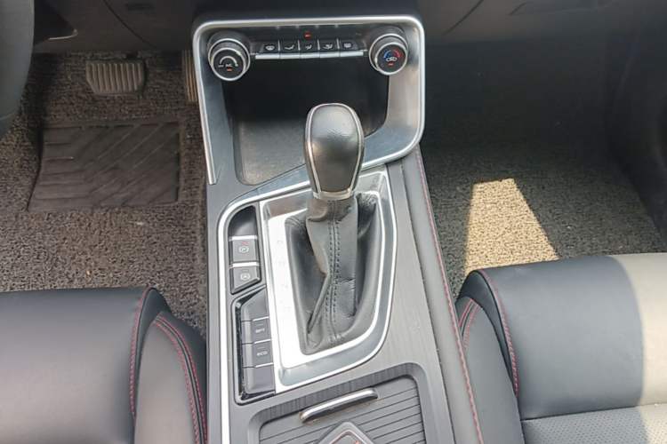 Used Geely Auto Binray 2020 1.4T CVT Luxury Model Gear Lever