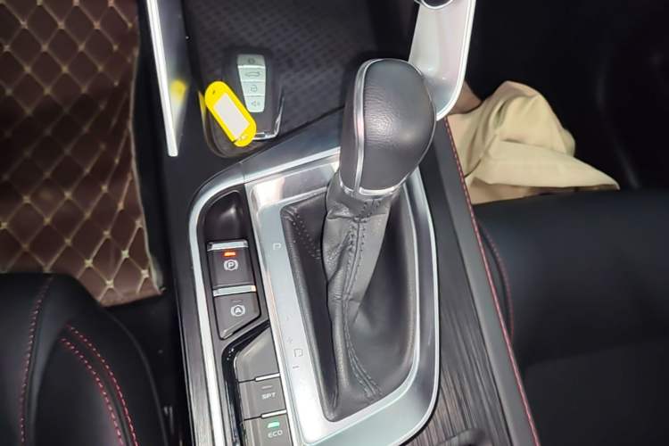 Used Geely Auto Binray 2020 1.4T CVT Luxury Model Gear Lever