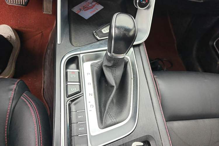 Used Geely Auto Binray 2020 Revised 1.4T CVT Asian Games Edition Gear Lever