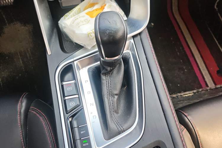 Used Geely Auto Binray 2020 Revised 1.4T CVT Asian Games Edition Gear Lever