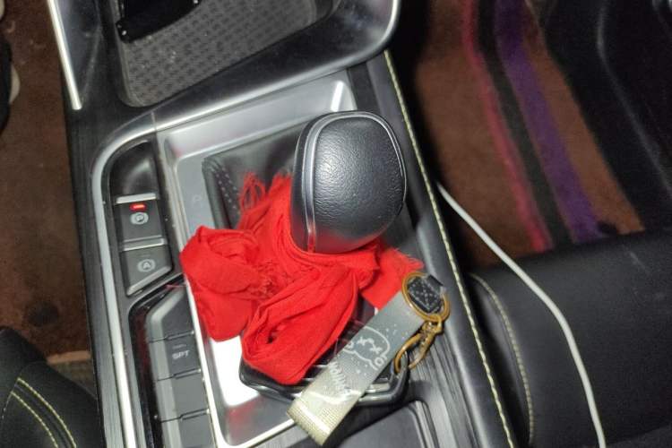 Used Geely Auto Binray 2020 Revised 1.4T CVT Asian Games Edition Gear Lever