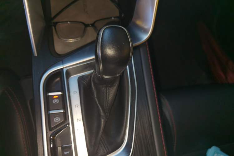 Used Geely Auto Binray 2020 Revised 1.4T CVT Asian Games Edition Gear Lever