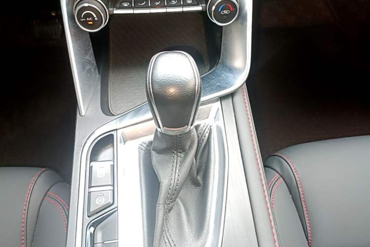 Used Geely Auto Binray 2020 1.4T CVT Luxury Model Gear Lever