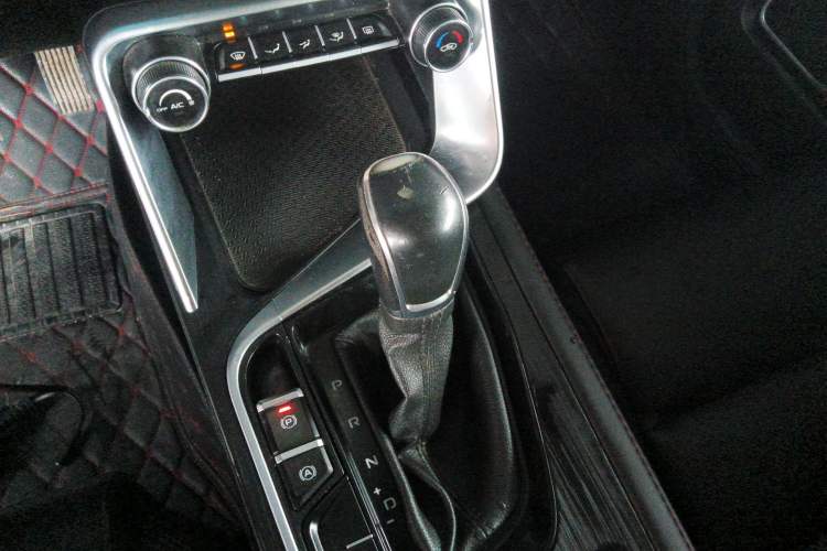 Used Geely Auto Binray 2020 200T DCT Comfort Version Gear Lever