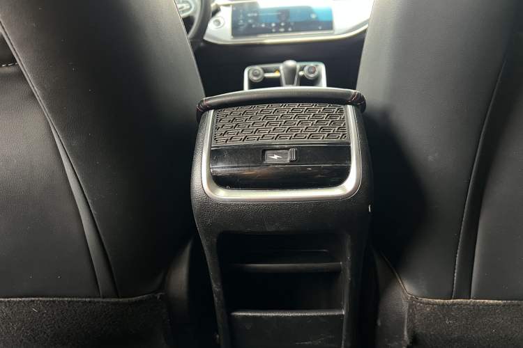 Used Geely Auto Binray 2020 1.4T CVT Luxury Model Interior 5