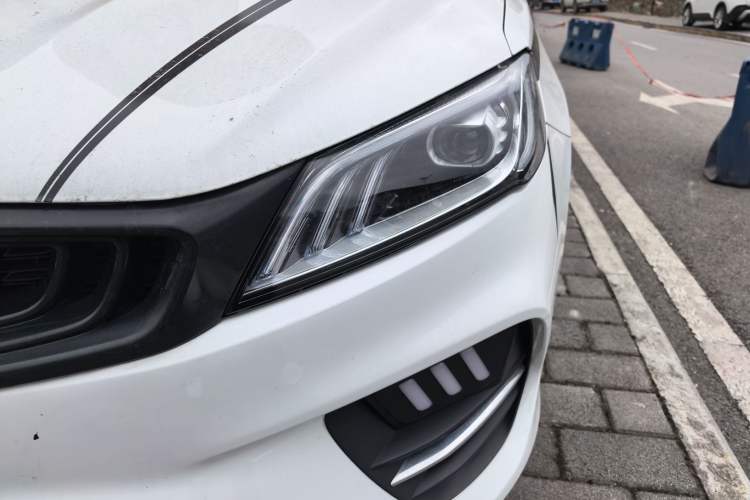 Used Geely Auto Binray 2020 Revised 1.4T CVT Asian Games Edition Left Front Headlight