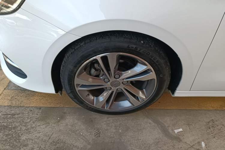 Used Geely Auto Binray 2020 1.4T CVT Asian Games Edition Left Front Wheel Hub