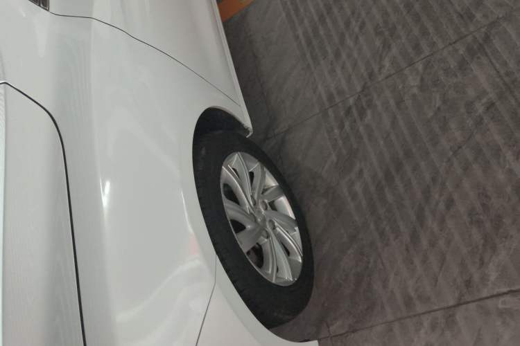 Used Geely Auto Binray 2020 1.4T CVT Luxury Model Left Front Wheel Hub