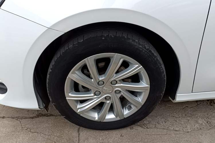 Used Geely Auto Binray 2020 1.4T CVT Luxury Model Left Front Wheel Hub