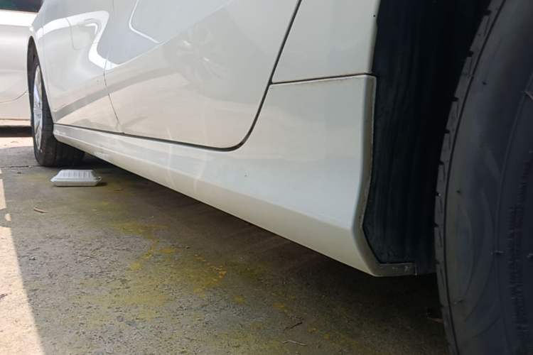 Used Geely Auto Binray 2020 1.4T CVT Luxury Model Left Side Sill