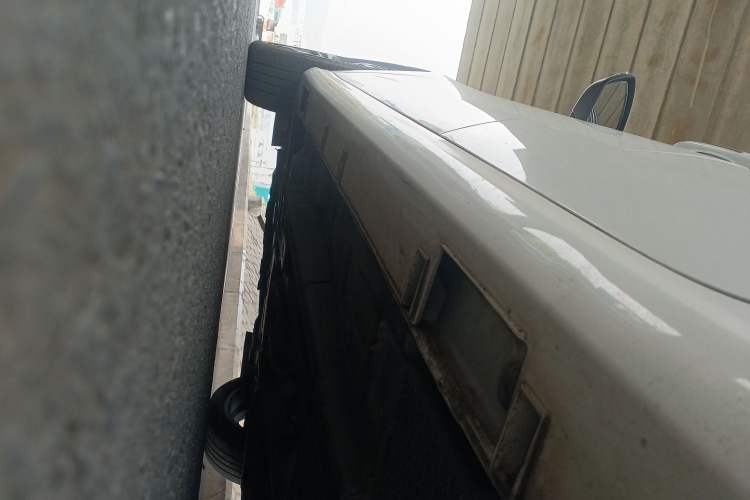 Used Geely Auto Binray 2020 Revised 1.4T CVT Asian Games Edition Left Side Sill