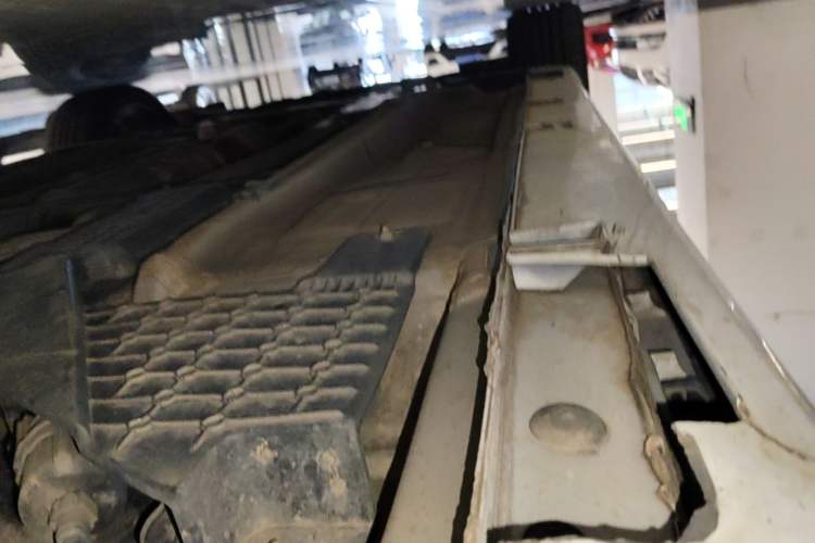 Used Geely Auto Binray 2020 1.4T CVT Asian Games Edition Left Side Sill