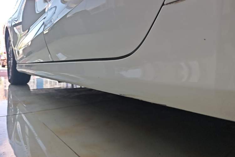 Used Geely Auto Binray 2020 200T Manual Comfort Version Left Side Sill
