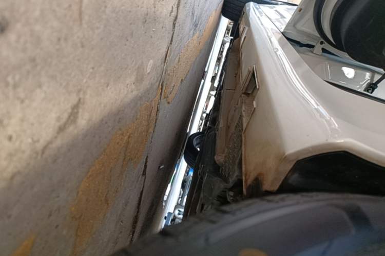 Used Geely Auto Binray 2020 1.4T CVT Asian Games Edition Left Side Sill