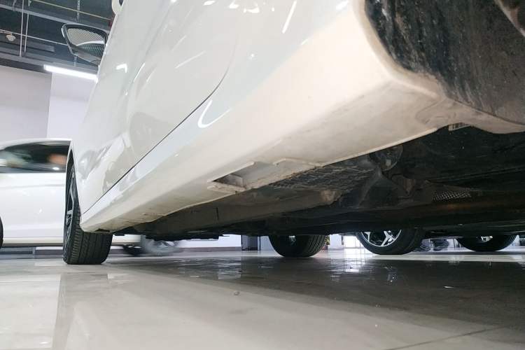Used Geely Auto Binray 2020 1.4T CVT Asian Games Edition Left Side Sill