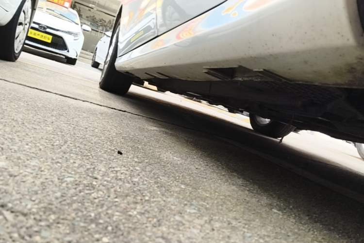 Used Geely Auto Binray 2020 1.4T CVT Luxury Model Left Side Sill