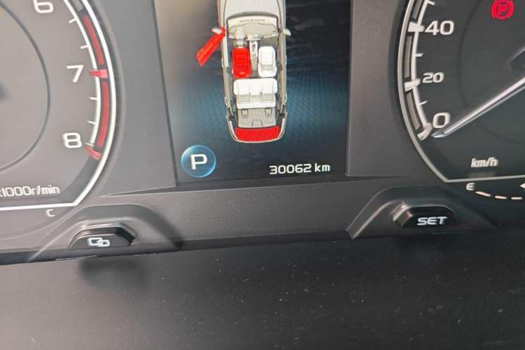 Used Geely Auto Binray 2020 1.4T CVT Luxury Model Odometer Close Up