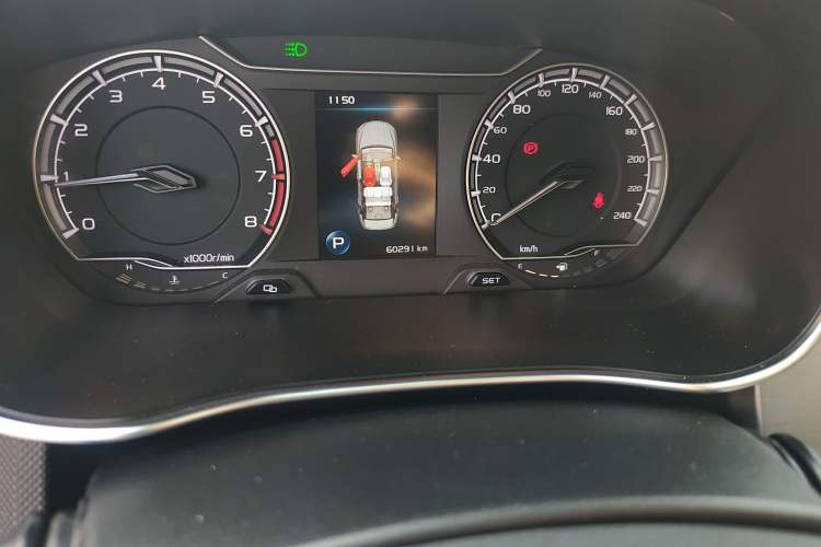 Used Geely Auto Binray 2020 1.4T CVT Asian Games Edition Odometer Close Up