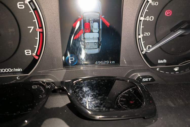 Used Geely Auto Binray 2020 Revised 1.4T CVT Asian Games Edition Odometer Close Up