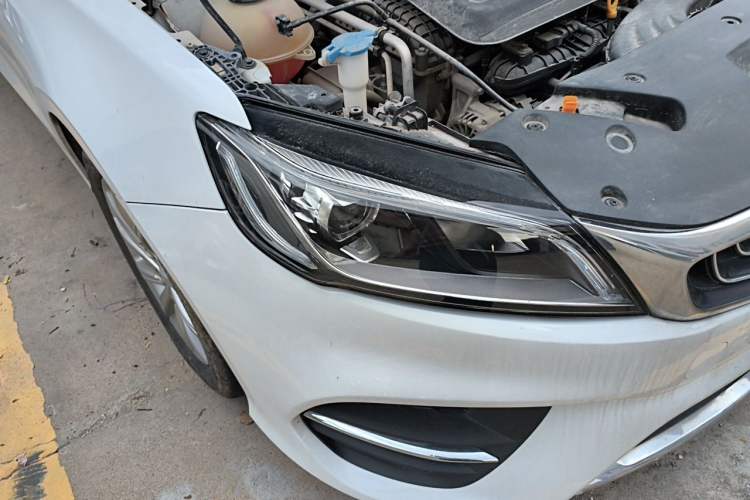 Used Geely Auto Binray 2020 1.4T CVT Luxury Model Right Front Headlight