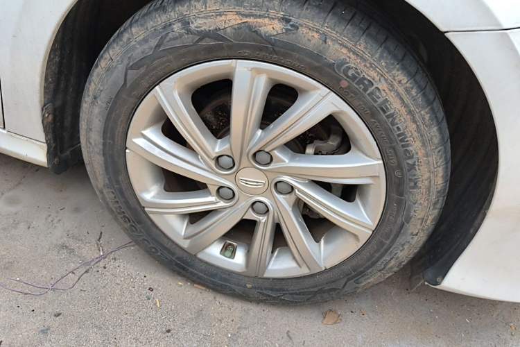 Used Geely Auto Binray 2020 1.4T CVT Luxury Model Right Front Wheel Hub