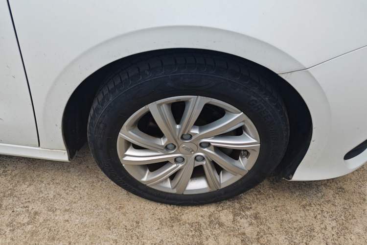 Used Geely Auto Binray 2020 1.4T CVT Luxury Model Right Front Wheel Hub
