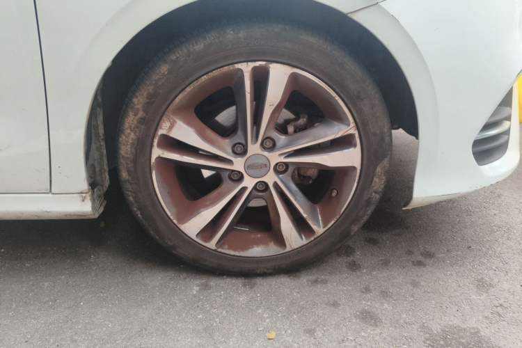 Used Geely Auto Binray 2020 1.4T CVT Asian Games Edition Right Front Wheel Hub