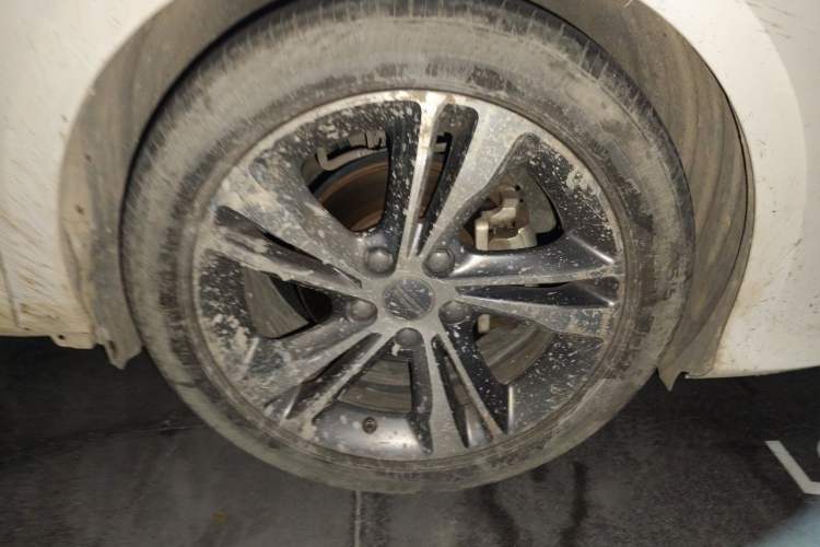 Used Geely Auto Binray 2020 1.4T CVT Asian Games Edition Right Front Wheel Hub